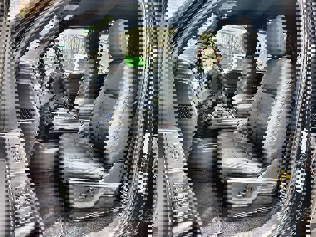 Used 2022 Ford F150 XLT w/ Equipment Group 302A High image 12