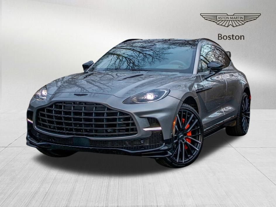 Used 2025 Aston Martin DBX 707 image 3