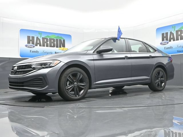Used 2024 Volkswagen Jetta SE FWD image 16