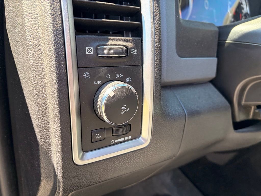 Used 2016 RAM 1500 Big Horn image 16