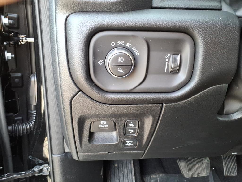 New 2026 RAM 1500 Big Horn AWD/4WD image 23