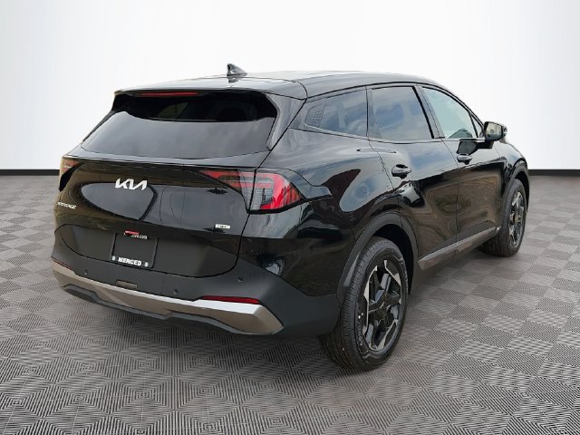 New 2027 Kia Sportage S FWD image 7