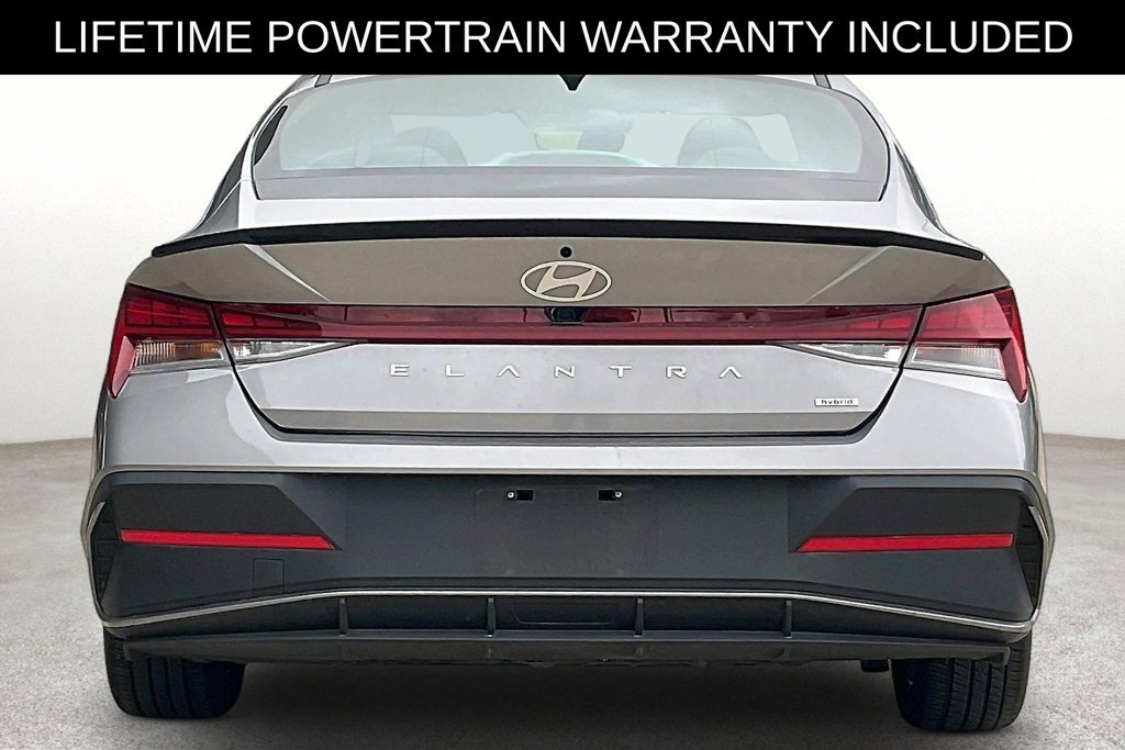 Used 2025 Hyundai Elantra SEL FWD image 5