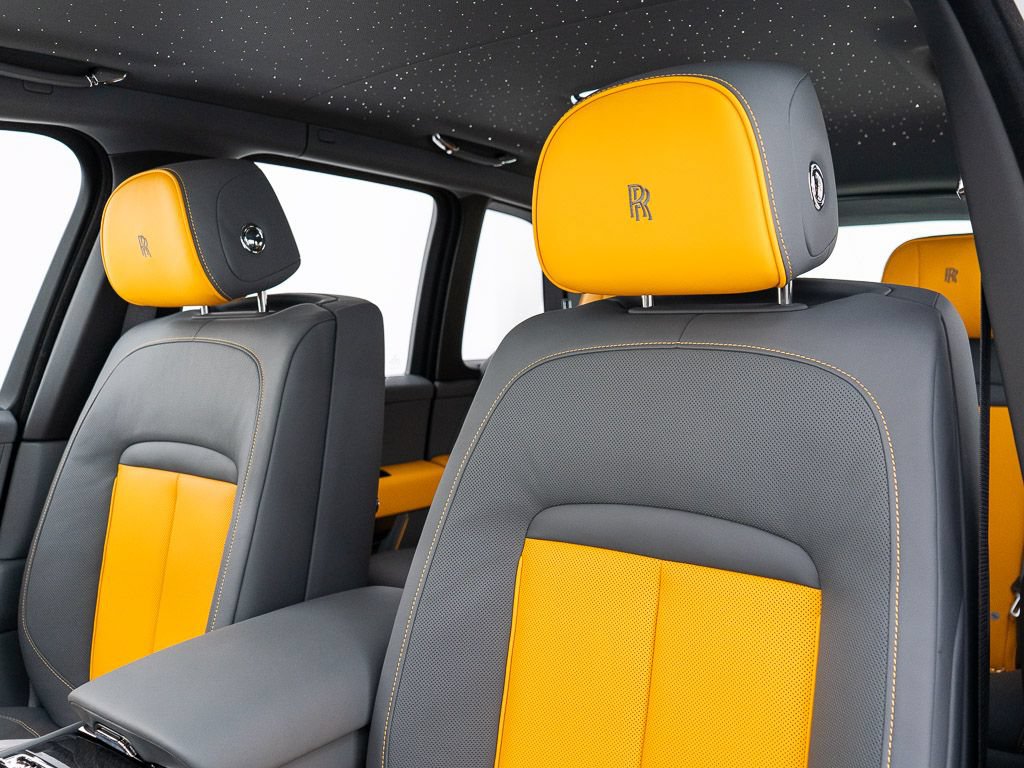 New 2027 Rolls-Royce Cullinan Black Badge AWD/4WD image 17