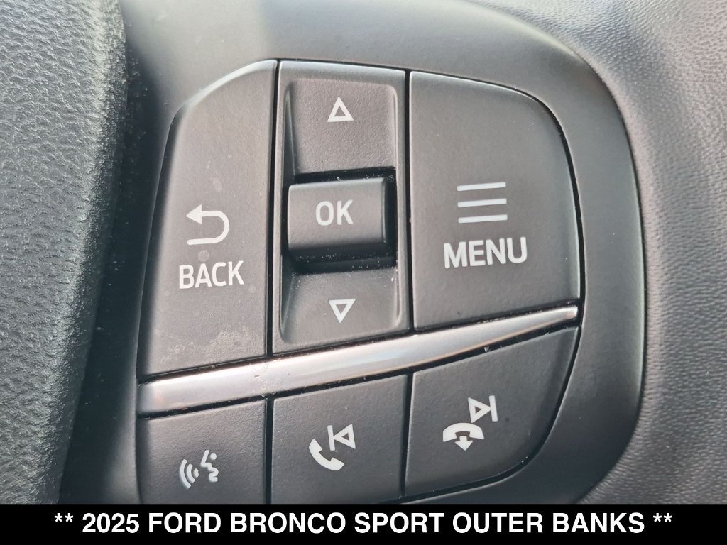 Used 2025 Ford Bronco Sport Outer Banks w/ Outer Banks Tech Package+ AWD/4WD image 8