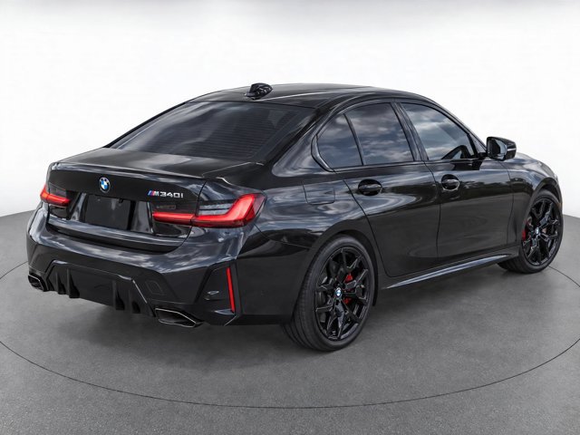 Used 2025 BMW M340i w/ Premium Package RWD image 3