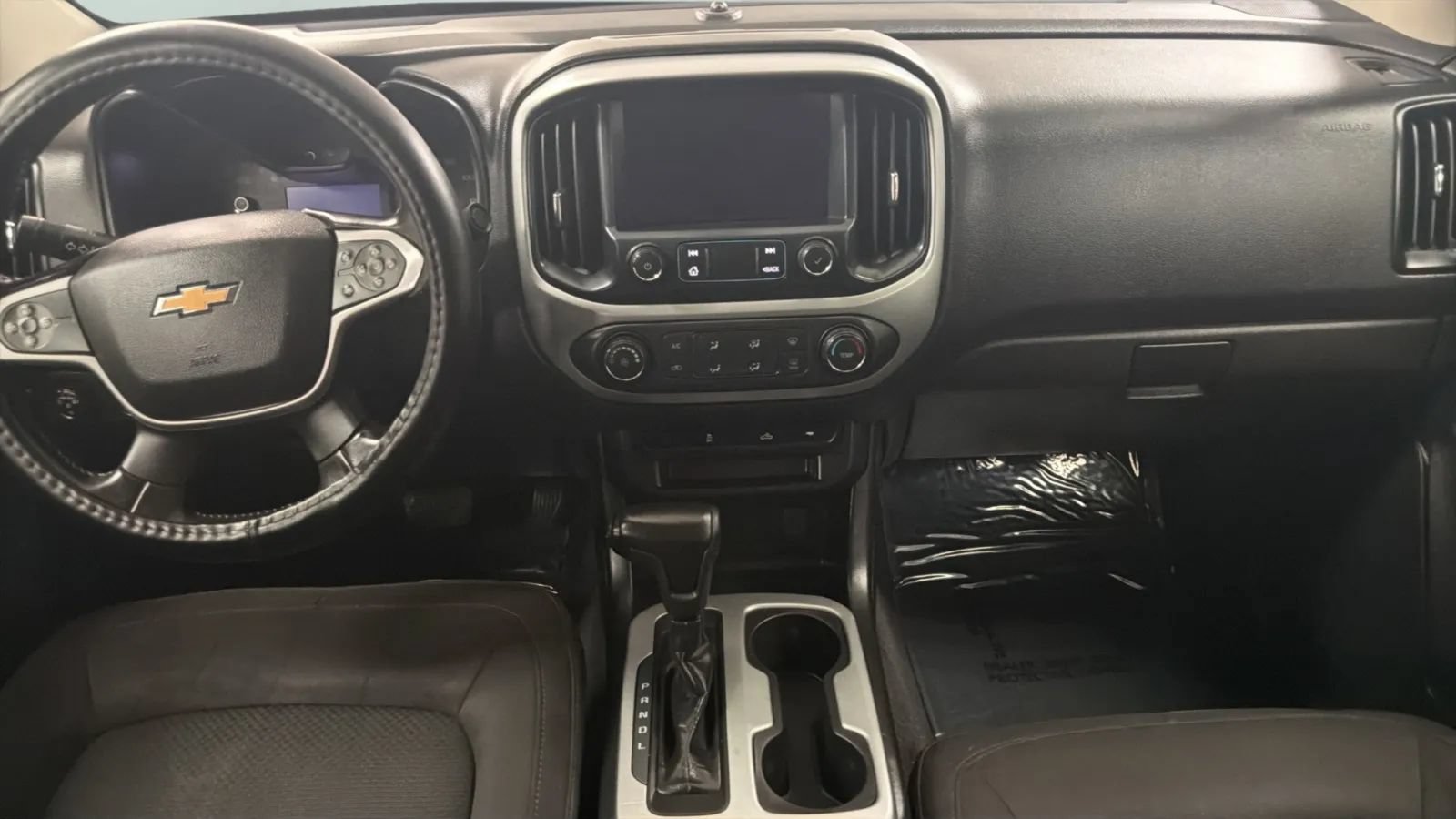 Used 2020 Chevrolet Colorado LT w/ LT Convenience Package AWD/4WD image 15