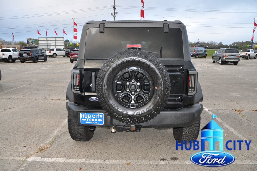 Used 2023 Ford Bronco Wildtrak image 4