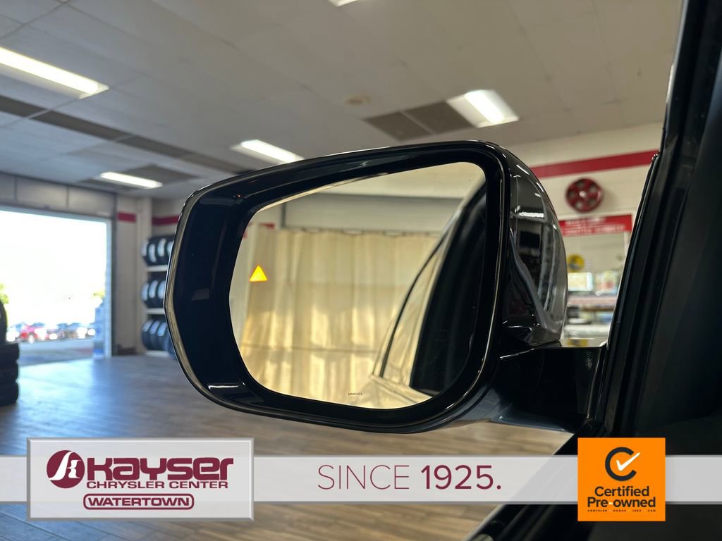 Certified 2023 Jeep Grand Cherokee L Laredo AWD/4WD image 8