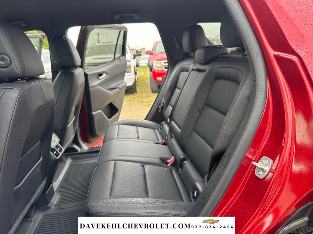 Used 2025 Chevrolet Equinox LT w/ Convenience Package II FWD image 19