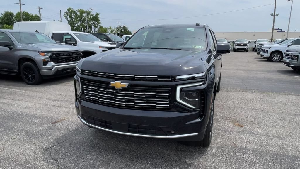 New 2026 Chevrolet Suburban High Country AWD/4WD image 5
