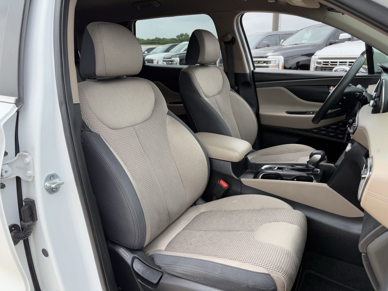 Used 2019 Hyundai Santa Fe SE image 27