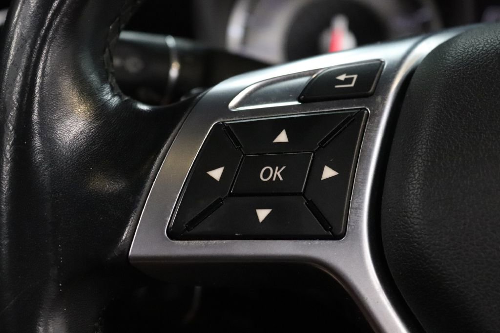 Used 2016 Mercedes-Benz SLK 350 350 image 20