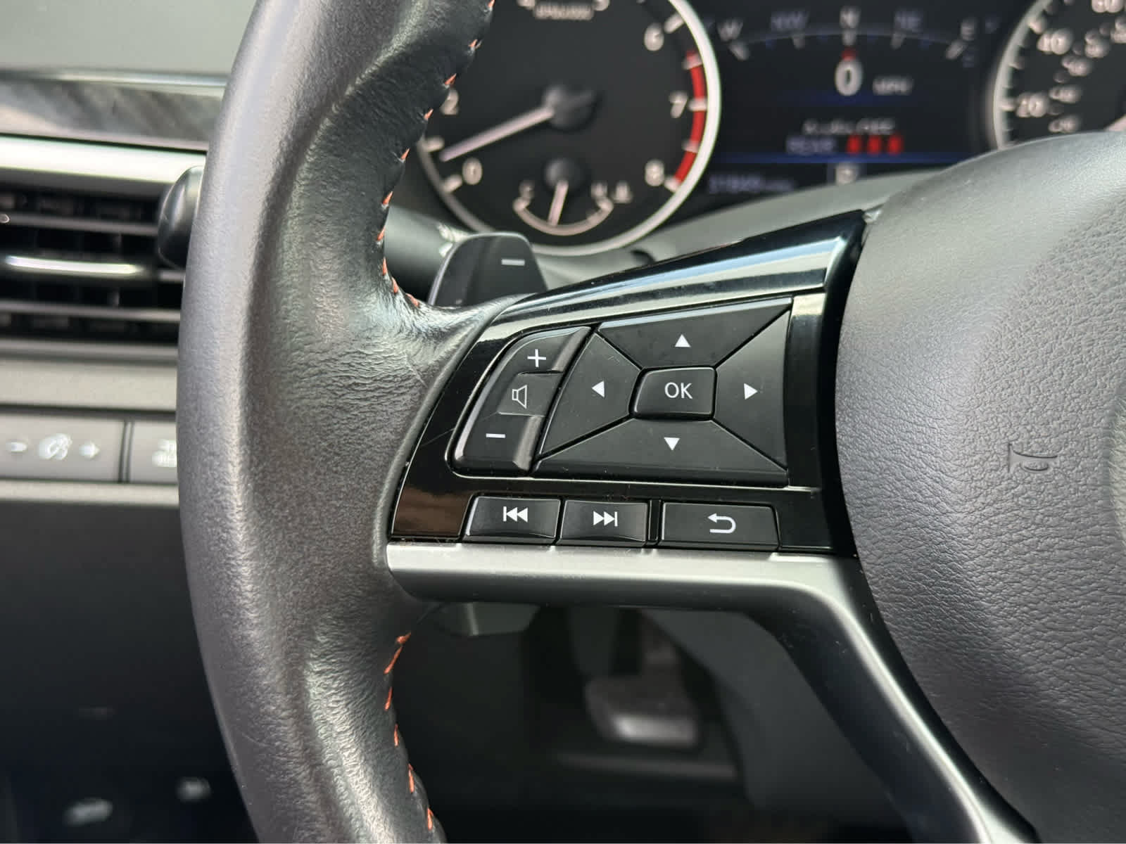 Used 2023 Nissan Altima 2.5 SR w/ SR Premium Package AWD/4WD image 30