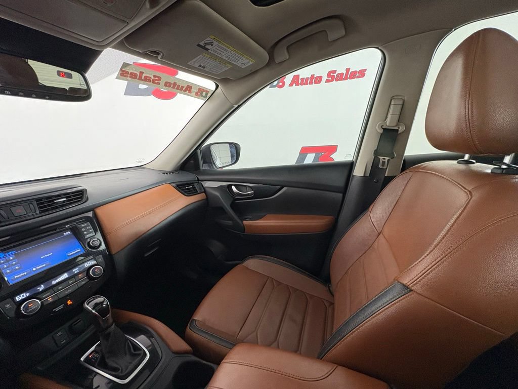 Used 2017 Nissan Rogue SL w/ SL Premium Package FWD image 34