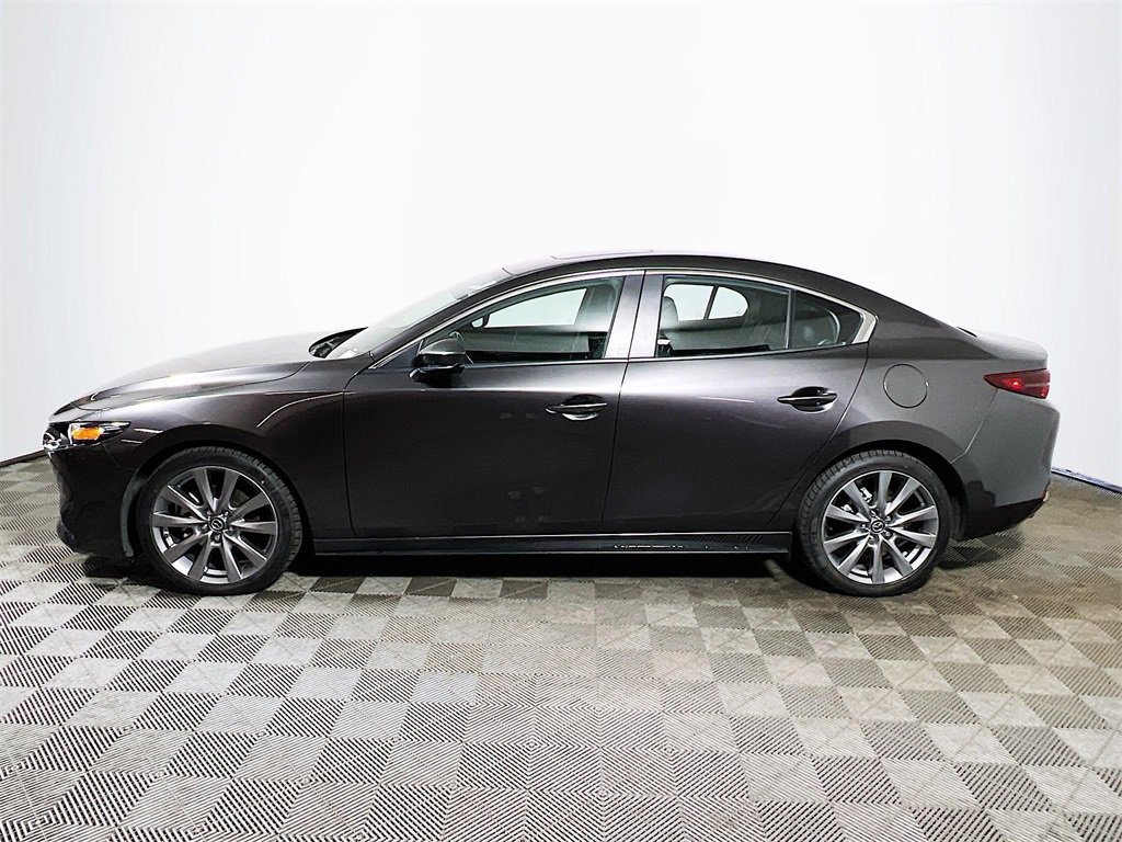 Used 2021 MAZDA MAZDA3 s image 4
