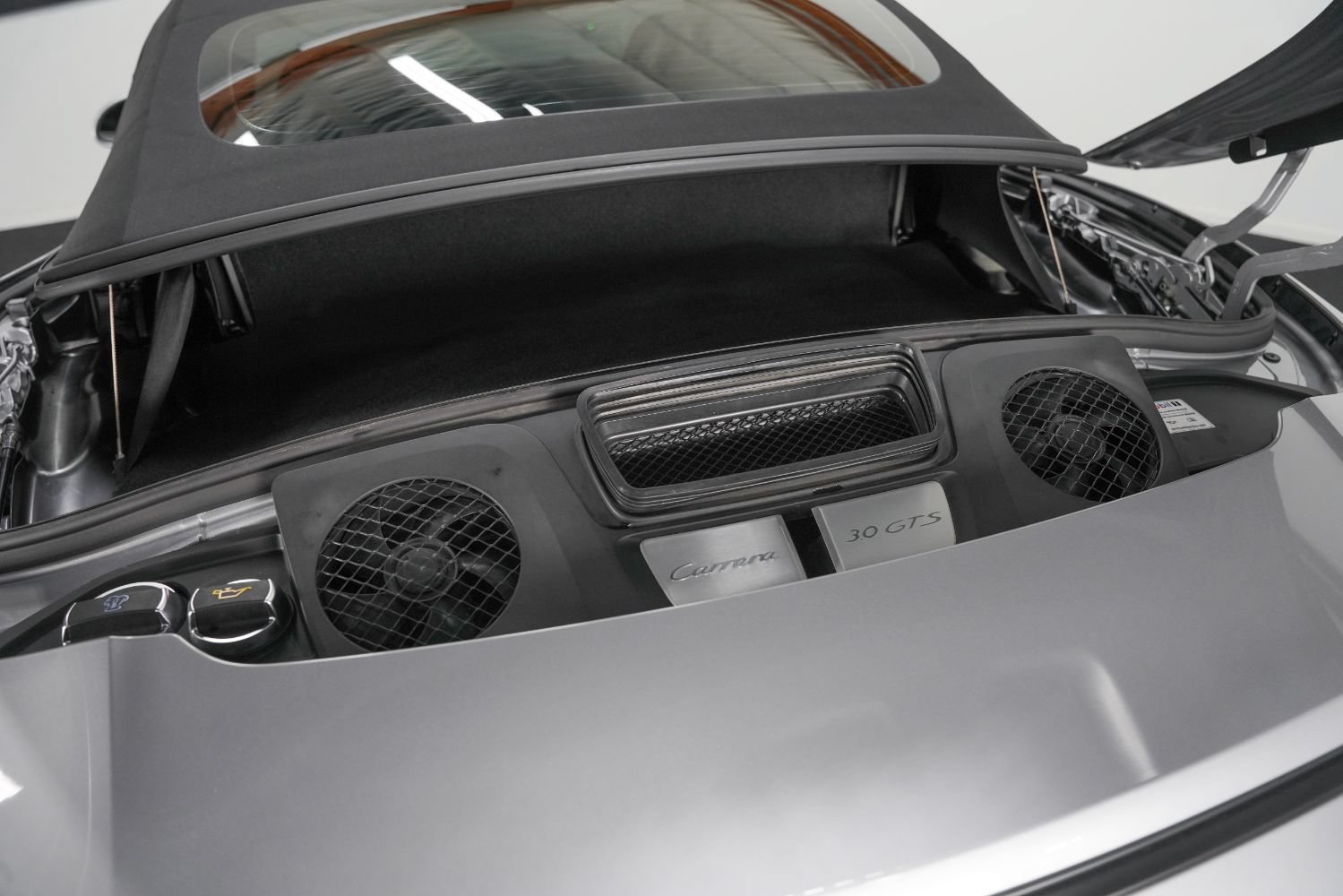 Used 2019 Porsche 911 Carrera GTS RWD image 45