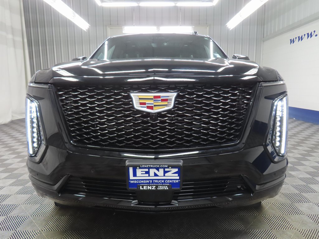 Used 2026 Cadillac Escalade Platinum Sport w/ LPO, Floor Liner Package AWD/4WD image 44