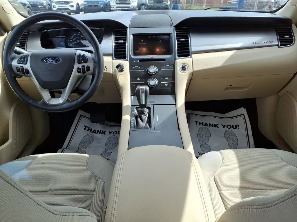 Used 2013 Ford Taurus SEL image 12