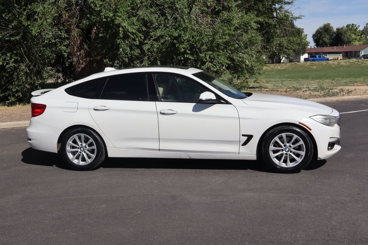 Used 2015 BMW 328i Gran Turismo xDrive AWD/4WD image 3