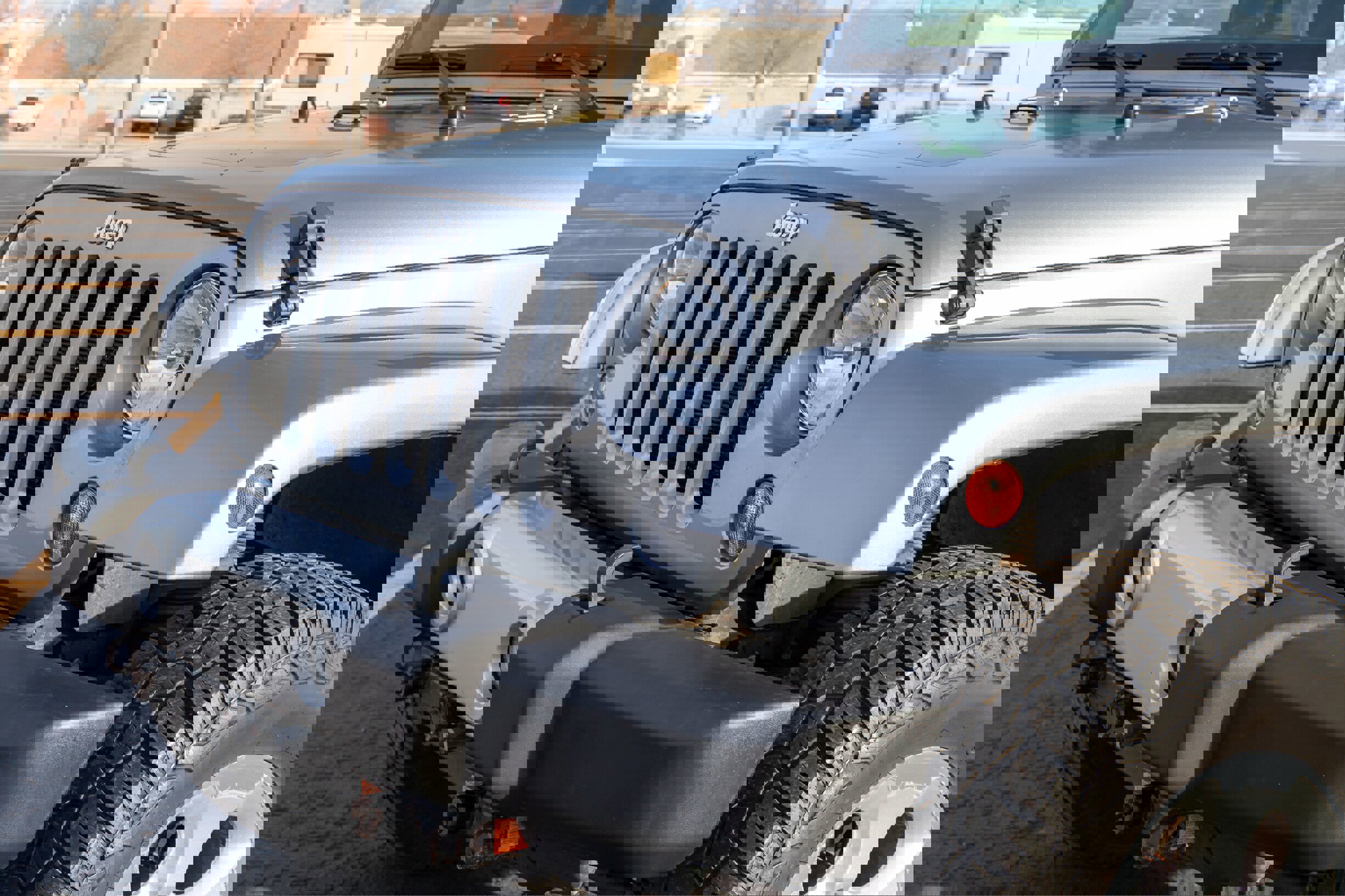 Used 2014 Jeep Wrangler Unlimited Sahara w/ Connectivity Group image 34