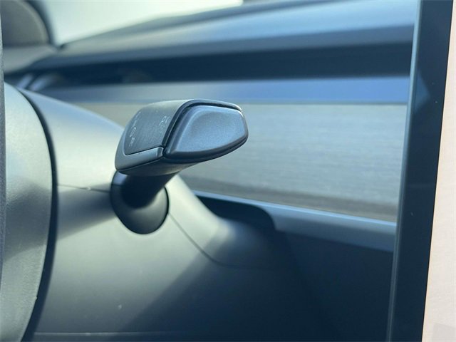 Used 2023 Tesla Model 3 Standard Range image 24