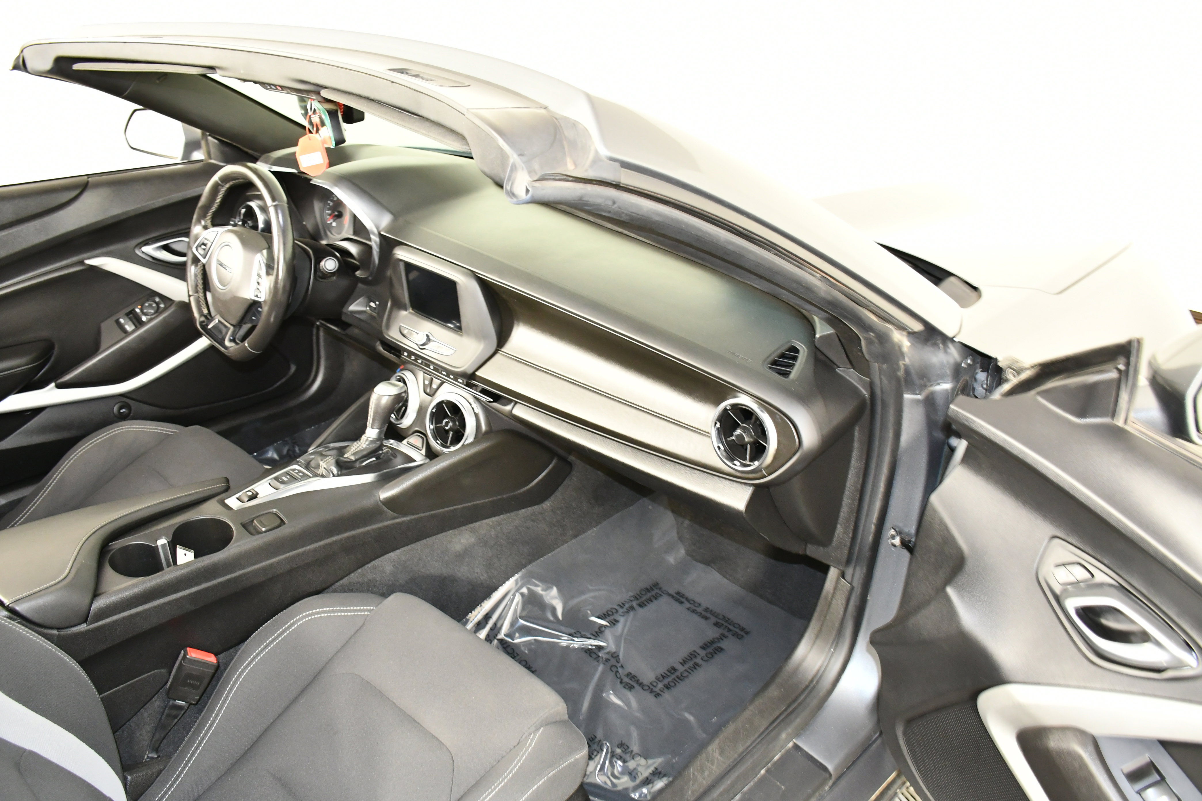 Used 2020 Chevrolet Camaro LT image 42