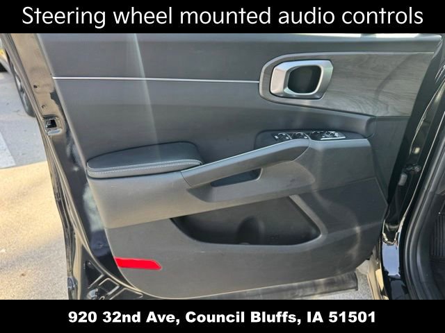 Used 2024 Kia Sorento X-Line EX AWD/4WD image 16