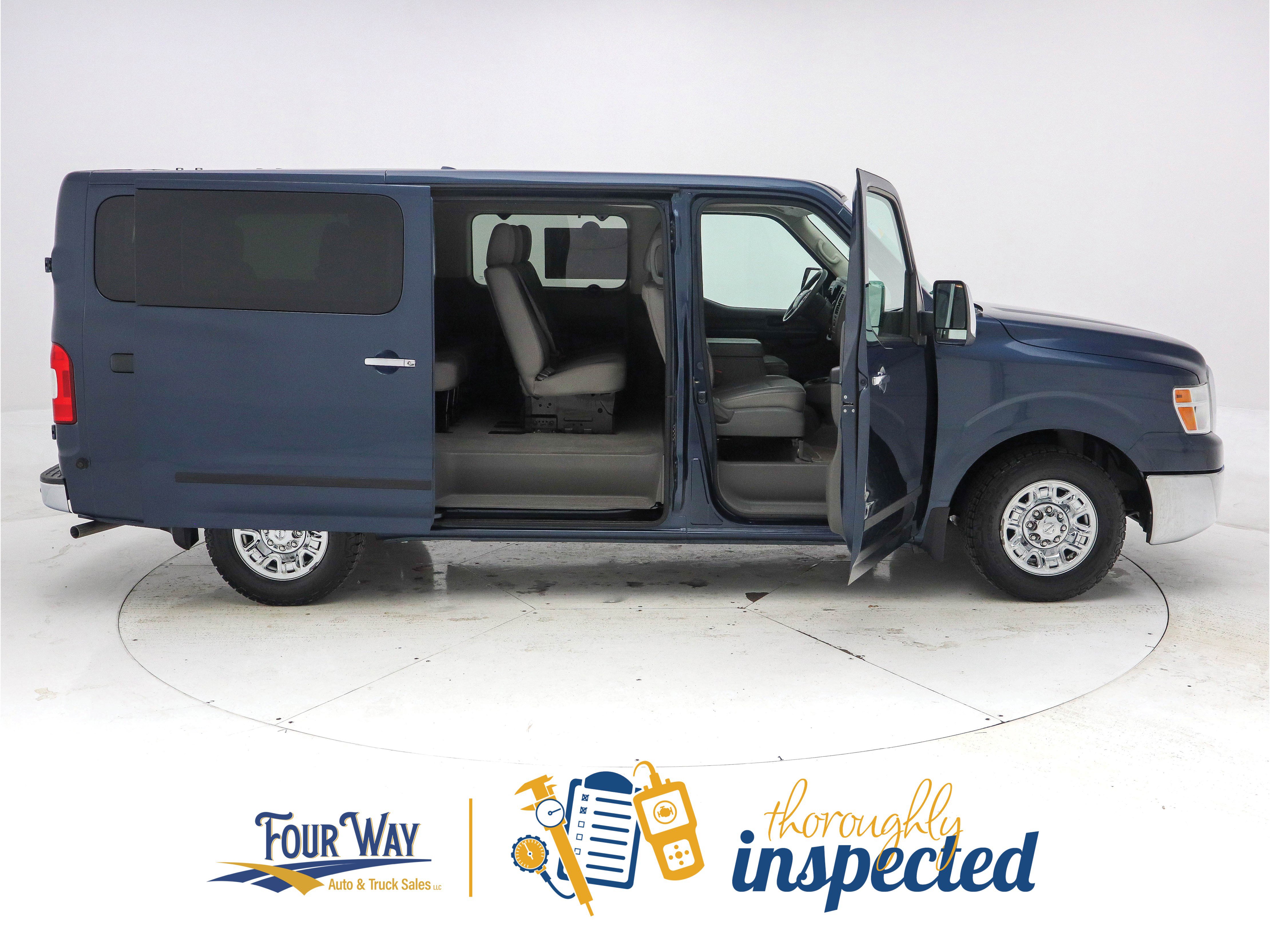 Used 2018 Nissan NV 3500 SV w/ Navigation Package image 3