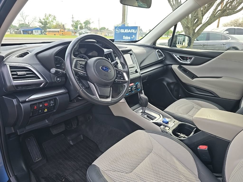 Used 2022 Subaru Forester Premium image 13