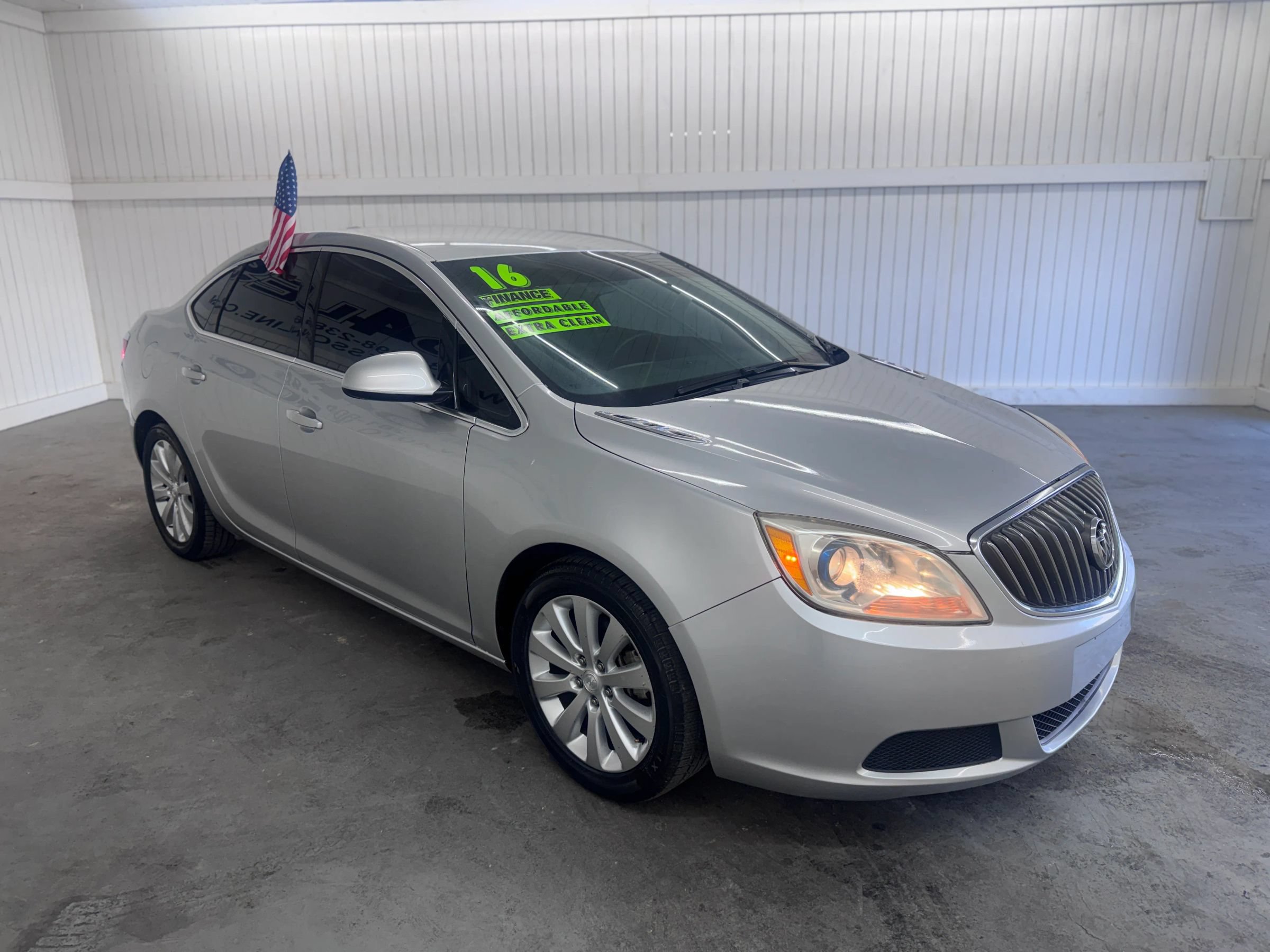 Used 2016 Buick Verano FWD image 3
