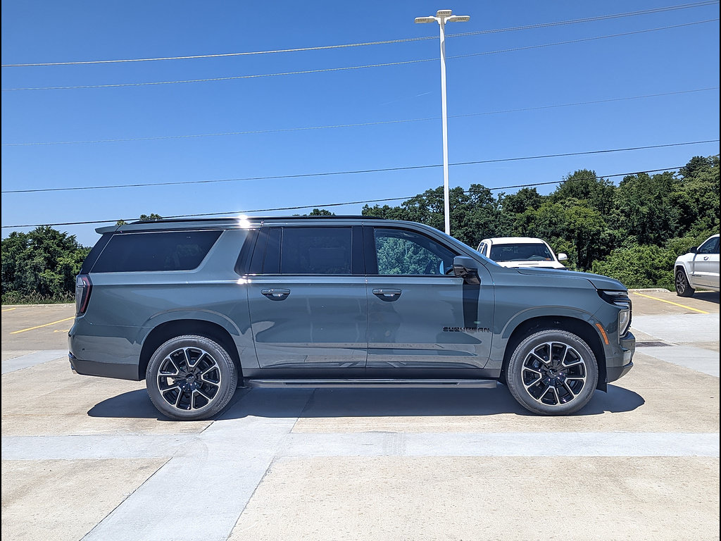 New 2026 Chevrolet Suburban RST w/ Advanced Technology Package AWD/4WD image 9