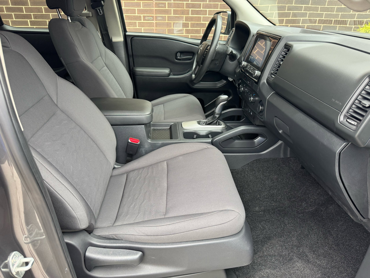 Used 2022 Nissan Frontier S image 12