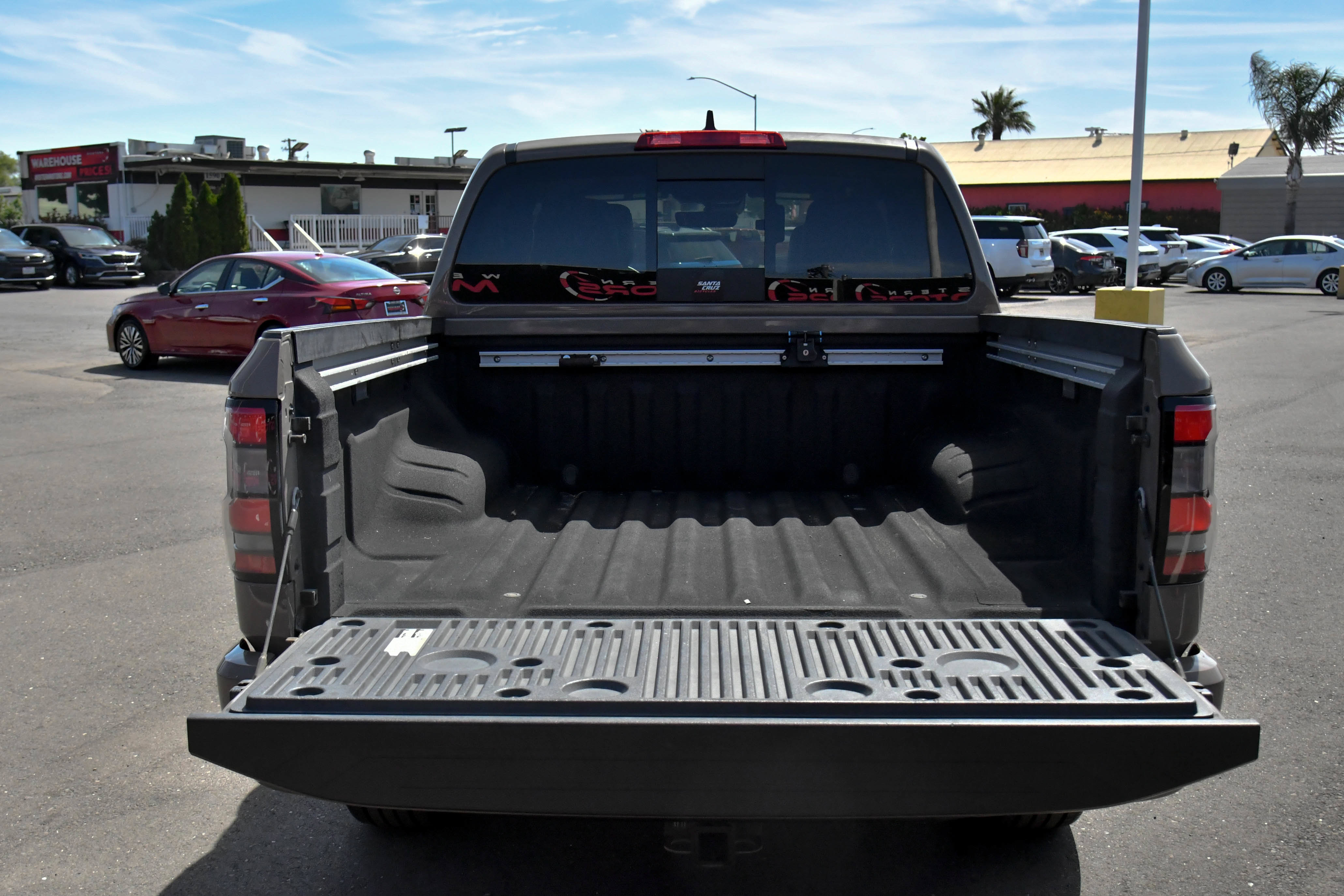 Used 2023 Nissan Frontier PRO-4X w/ Pro-4X Premium Package AWD/4WD image 48