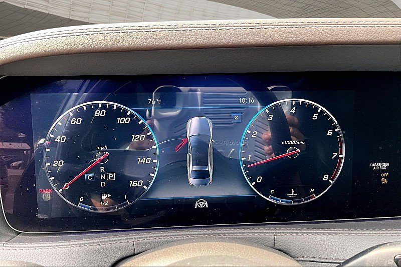 Used 2018 Mercedes-Benz S 560 4MATIC Sedan image 19