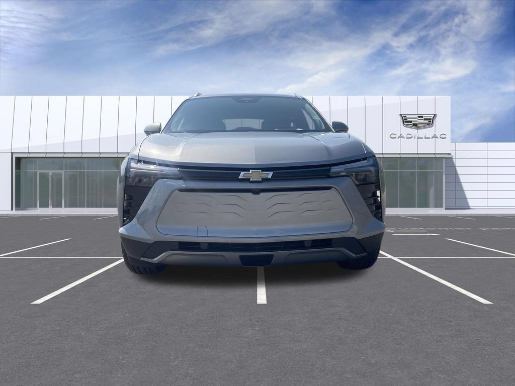 Used 2024 Chevrolet Blazer EV LT AWD/4WD image 3