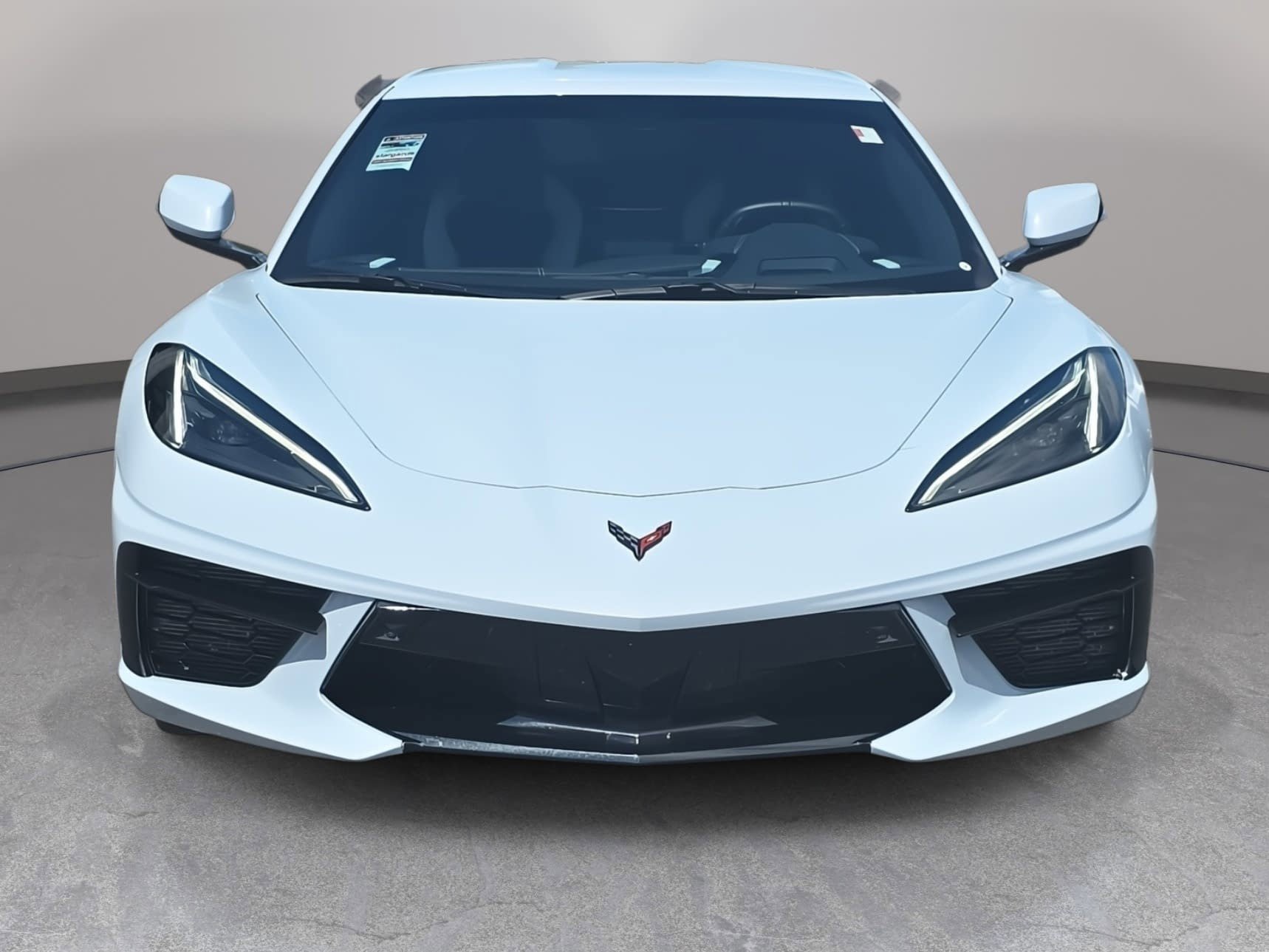 Used 2022 Chevrolet Corvette Stingray Preferred Cpe w/ Engine Appearance Package RWD image 2