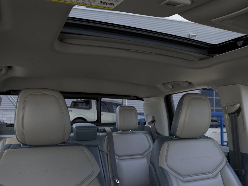 New 2026 Ford Maverick Lariat image 14