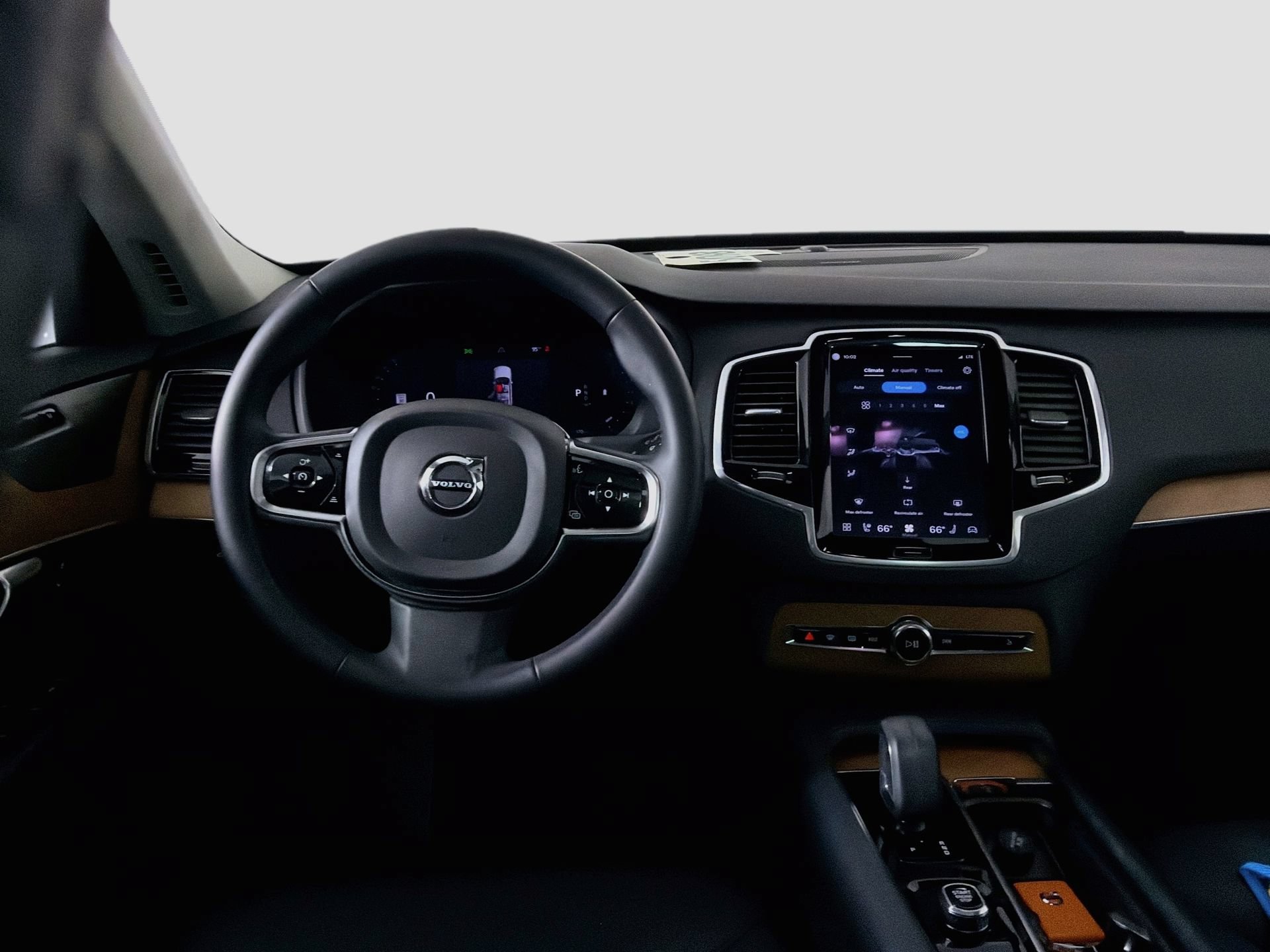 Certified 2023 Volvo XC90 B6 Plus w/ Protection Package Premier AWD/4WD image 24