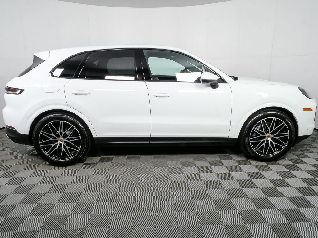 New 2026 Porsche Cayenne image 30