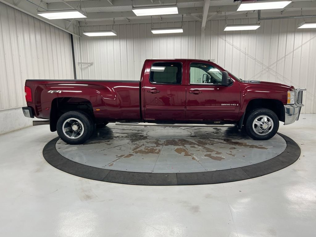 Used 2009 Chevrolet Silverado 3500 LTZ w/ LTZ Plus Package image 4