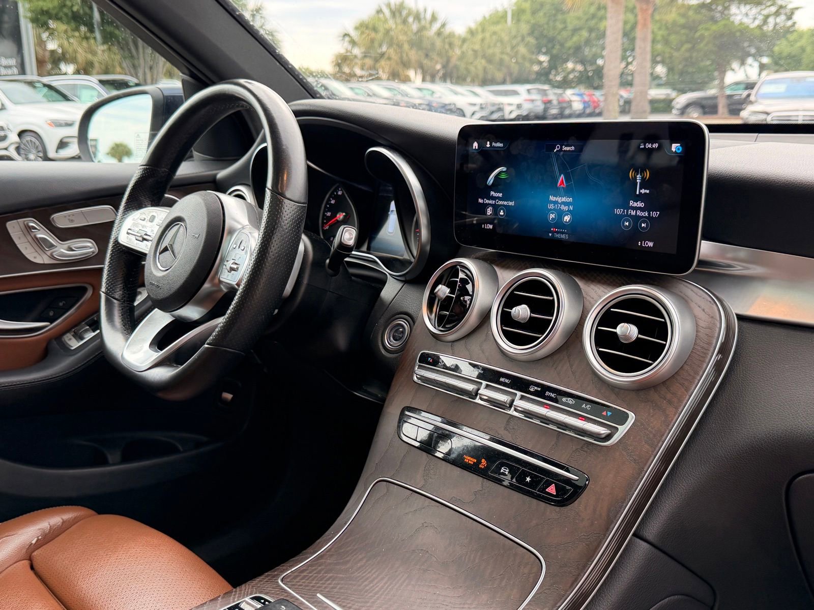 Used 2021 Mercedes-Benz GLC 300 image 22