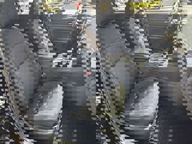 Used 2025 Nissan Altima 2.5 SV FWD image 17