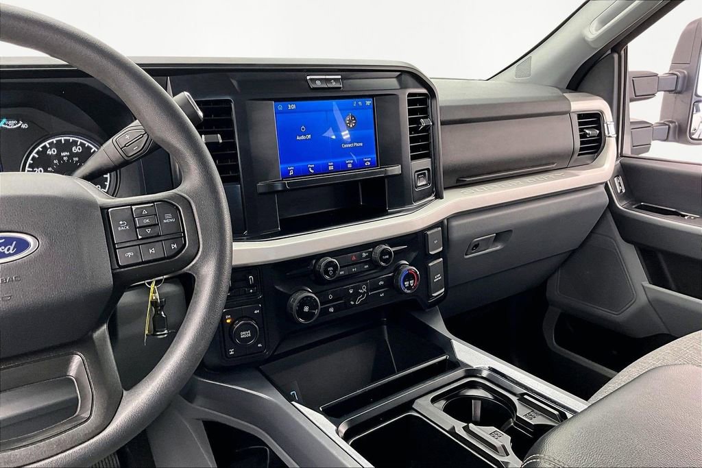 Certified 2025 Ford F250 XLT w/ FX4 Off-Road Package image 6