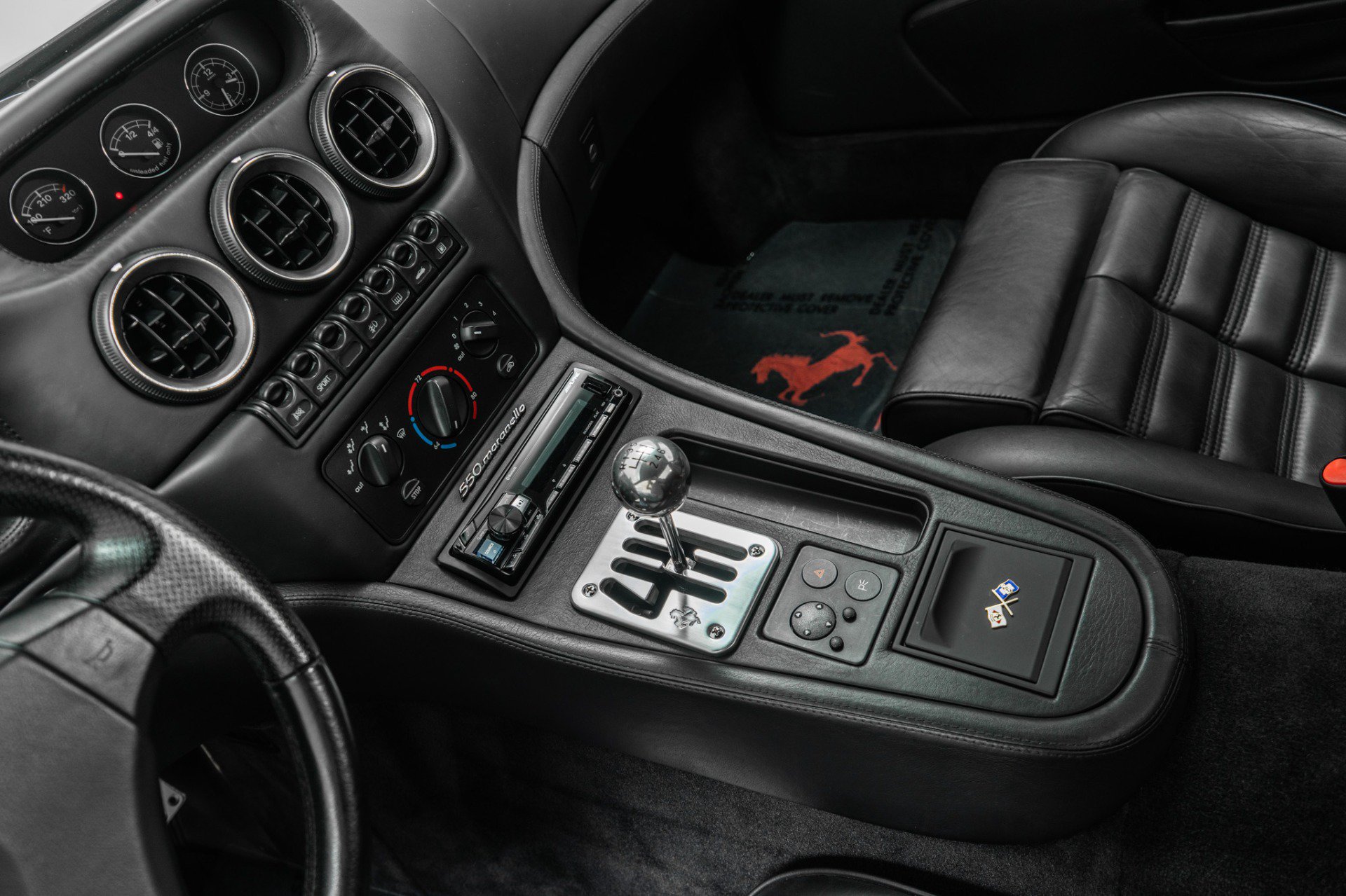 Used 1998 Ferrari 550 Maranello Coupe RWD image 26
