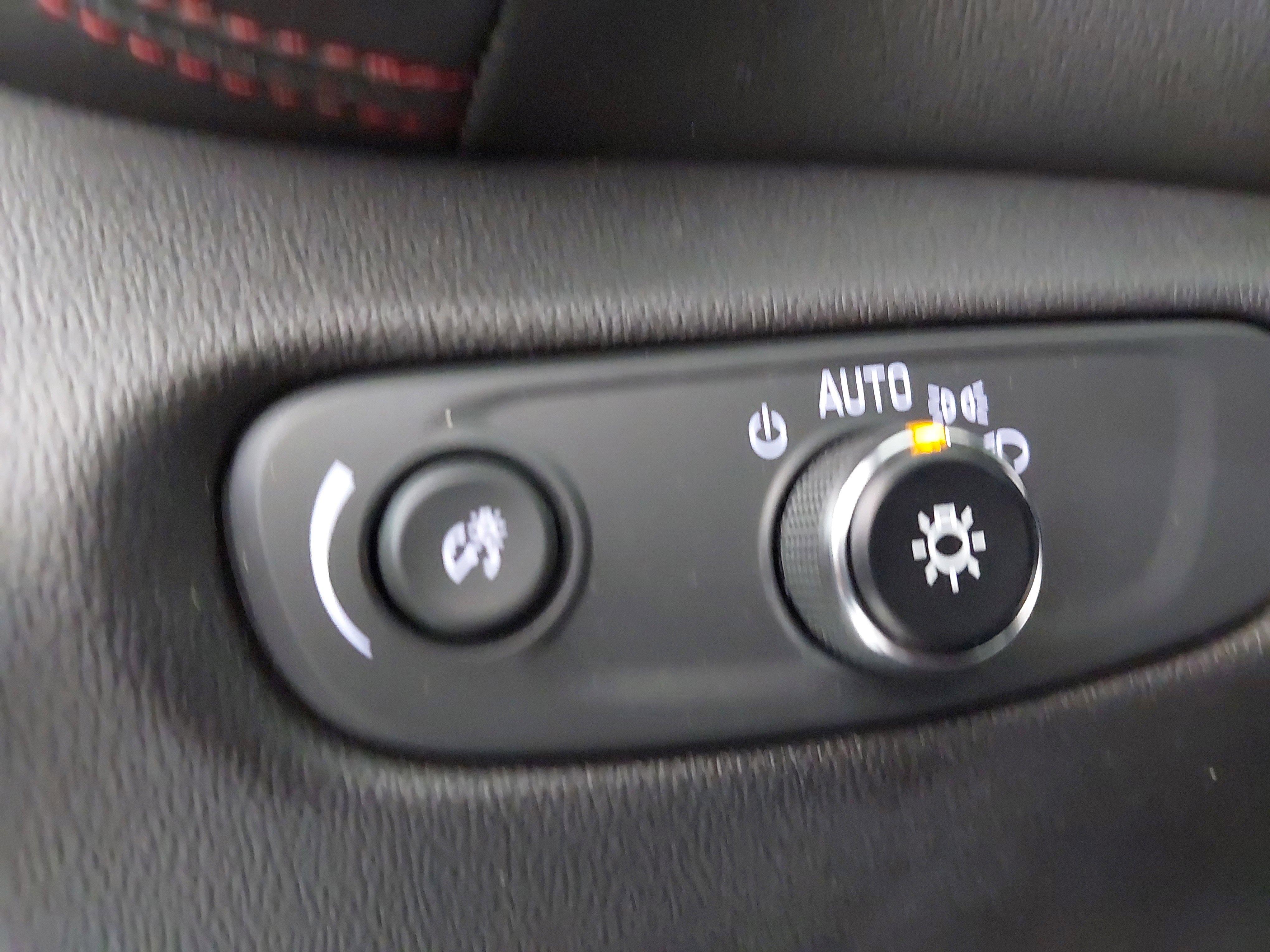 Used 2023 Chevrolet Blazer RS w/ Enhanced Convenience Package FWD image 24