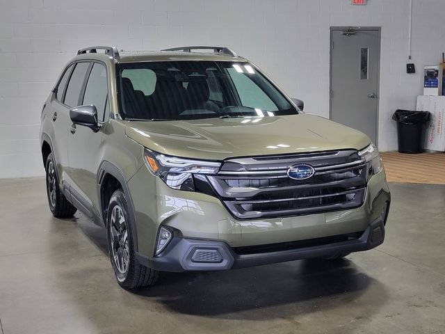 Used 2026 Subaru Forester Premium AWD/4WD image 4