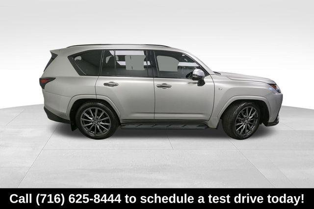Used 2024 Lexus LX 600 F Sport image 7