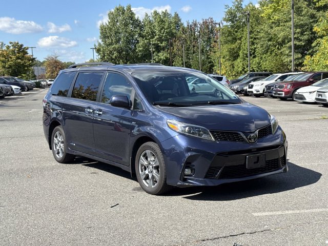 Used 2019 Toyota Sienna SE AWD/4WD image 1