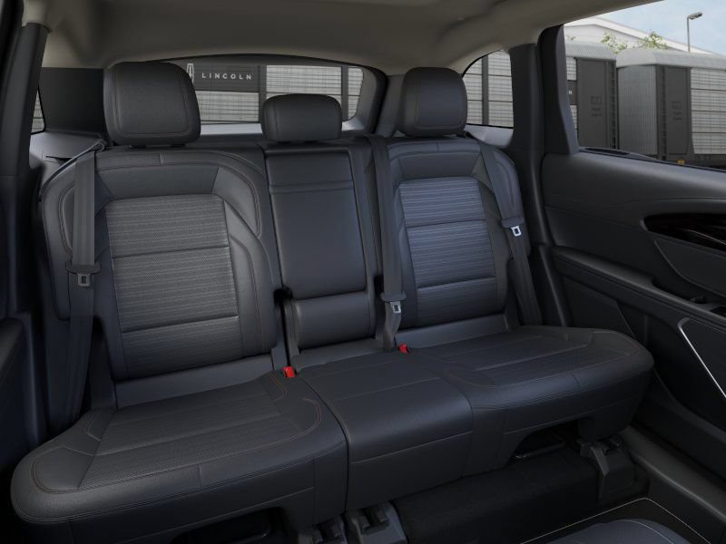 New 2026 Lincoln Nautilus Reserve AWD/4WD image 11